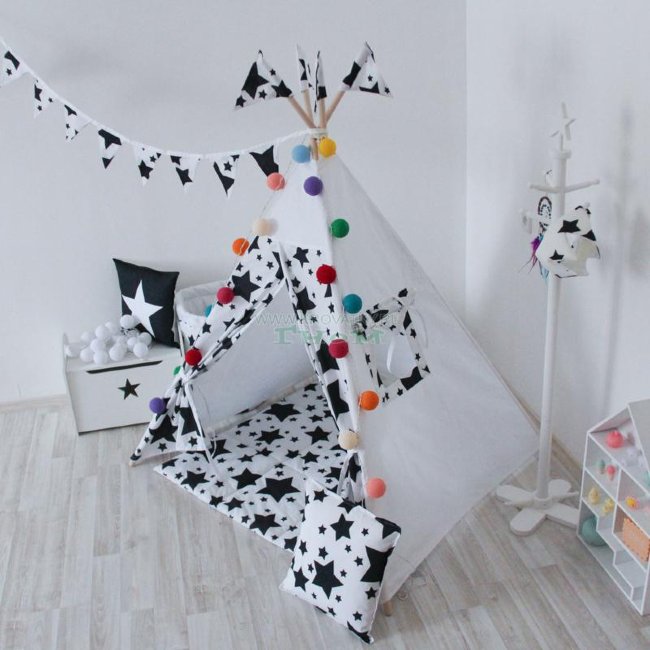 Вигвам Black Stars с окном и карманом, Арт. vv010340